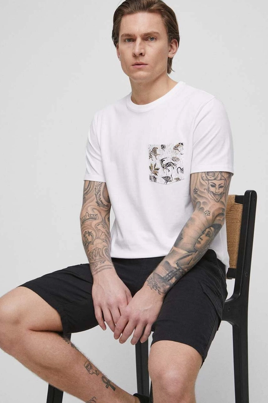 Linen shorts by Medicine